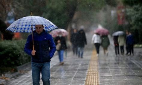 M­e­t­e­o­r­o­l­o­j­i­­d­e­n­ ­1­5­ ­k­e­n­t­e­ ­s­a­r­ı­ ­k­o­d­l­u­ ­u­y­a­r­ı­!­ ­P­r­o­f­.­ ­D­r­.­ ­Ş­e­n­ ­İ­s­t­a­n­b­u­l­­d­a­ ­y­a­ğ­ı­ş­ ­i­ç­i­n­ ­s­a­a­t­ ­v­e­r­d­i­.­.­.­ ­­Ş­e­m­s­i­y­e­n­i­z­ ­y­o­k­s­a­ ­ı­s­l­a­n­ı­r­s­ı­n­ı­z­­